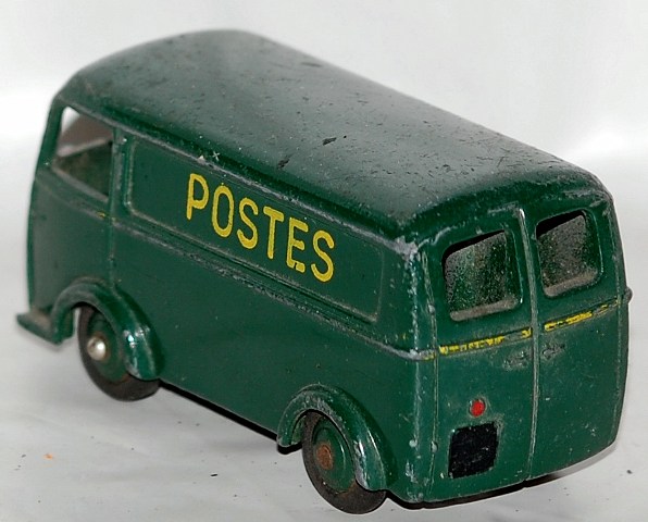 M20 27 DINKY TOYS PEUGEOT D3A M20 27